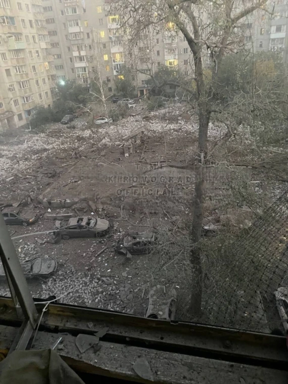 Росія ракетою знесла цілу вулицю в Кременчуці - моторошні кадриОновлено21